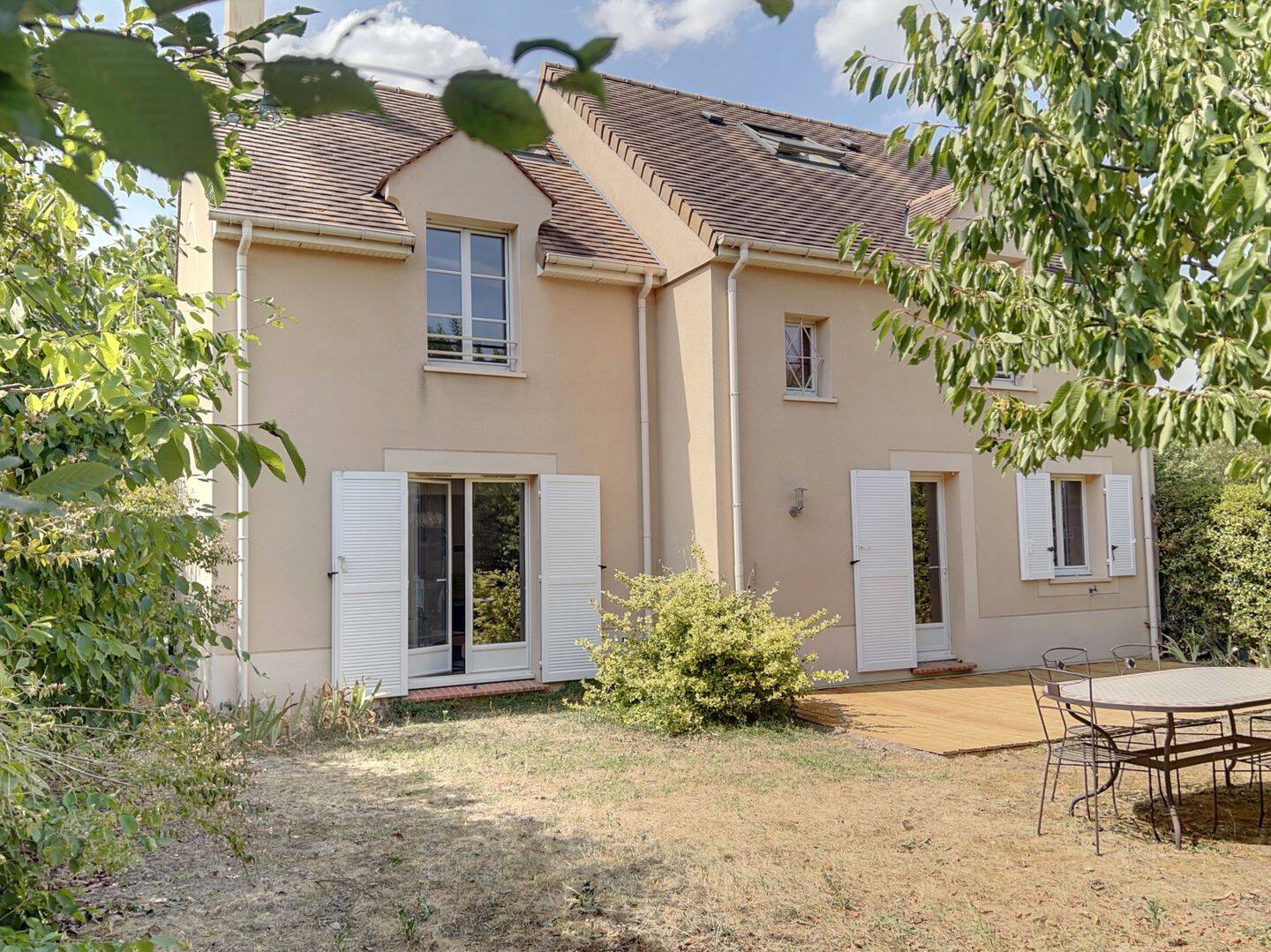 Maison 8 pièces 143 m² · à Montesson · 142,6 m² · 849 000 €
