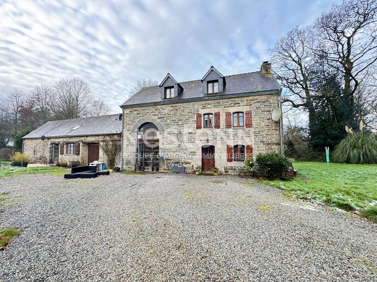 Maison 6 pièces 146 m² · à Évellys · 146 m² · 294 000 €