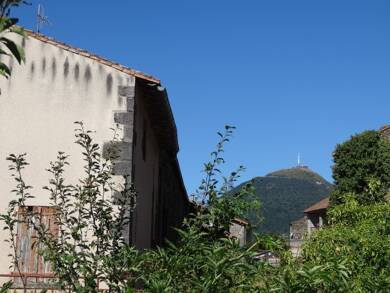 Mas à vendre 169 000 € 3 pièces 2 chambres 200 m² 961 m² de terrain Orcines 63870