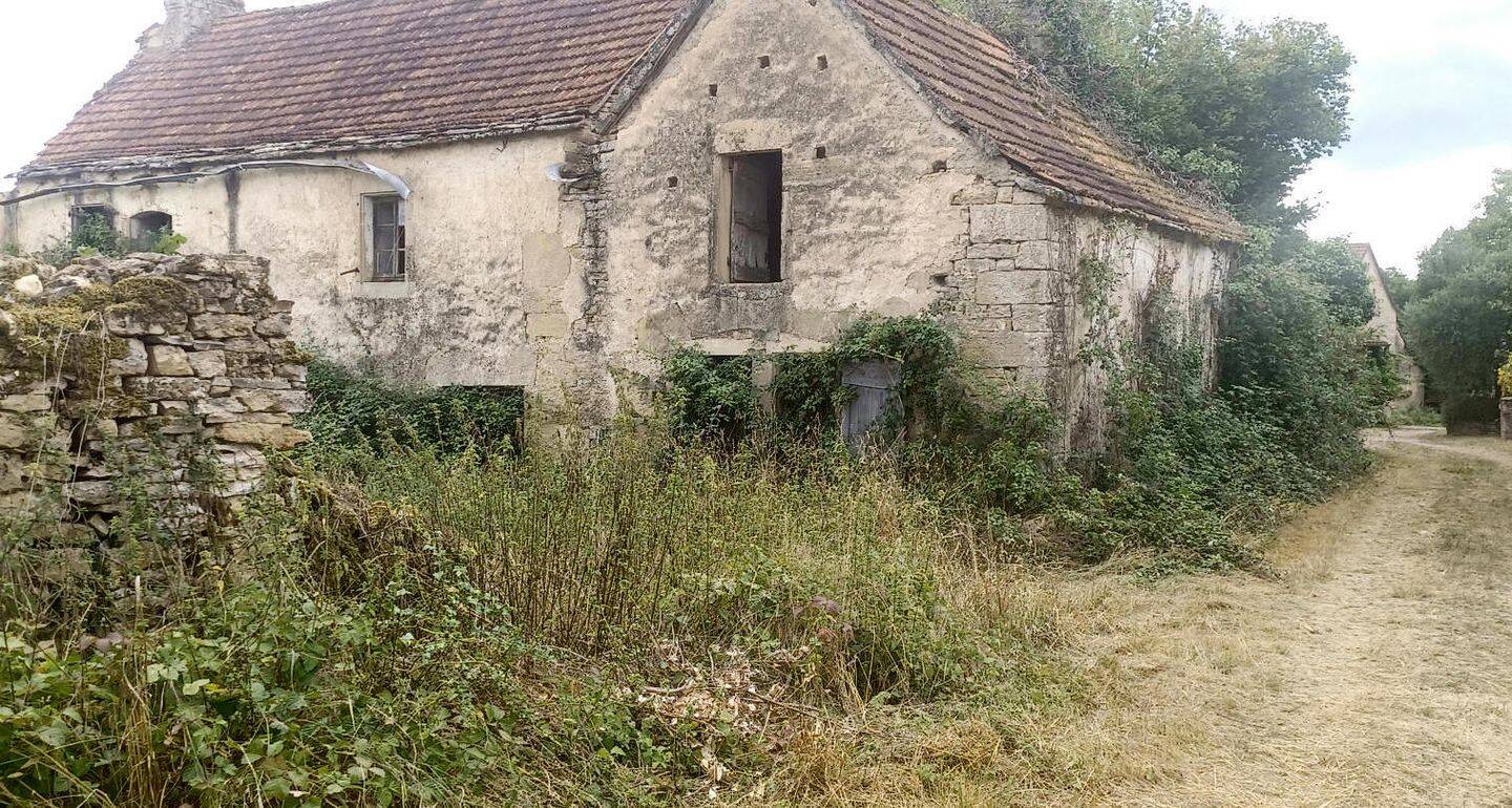 Maison 3 pièces 70 m² · à Parisot · 70 m² · 60 000 €