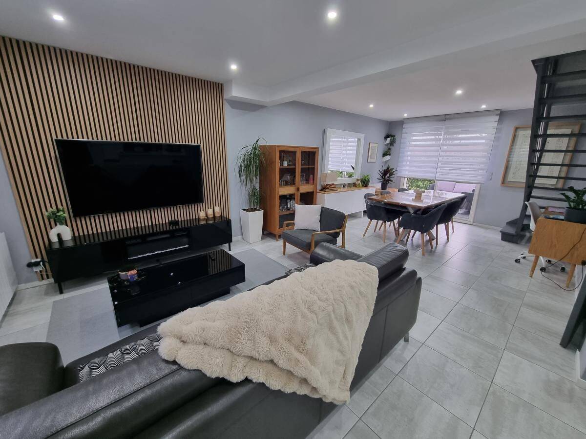 Maison 120 m² · à Saint-Martin-de-May · 120 m² · 424 000 €