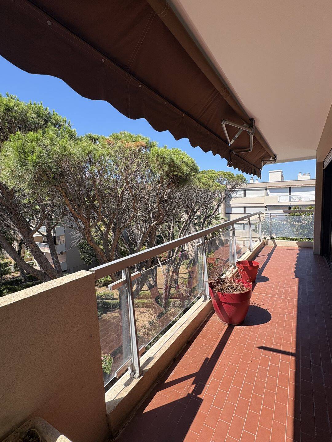 Appartement 5 pièces 99 m² · à Saint-Raphaël · 99 m² · 1 562 €/mois
