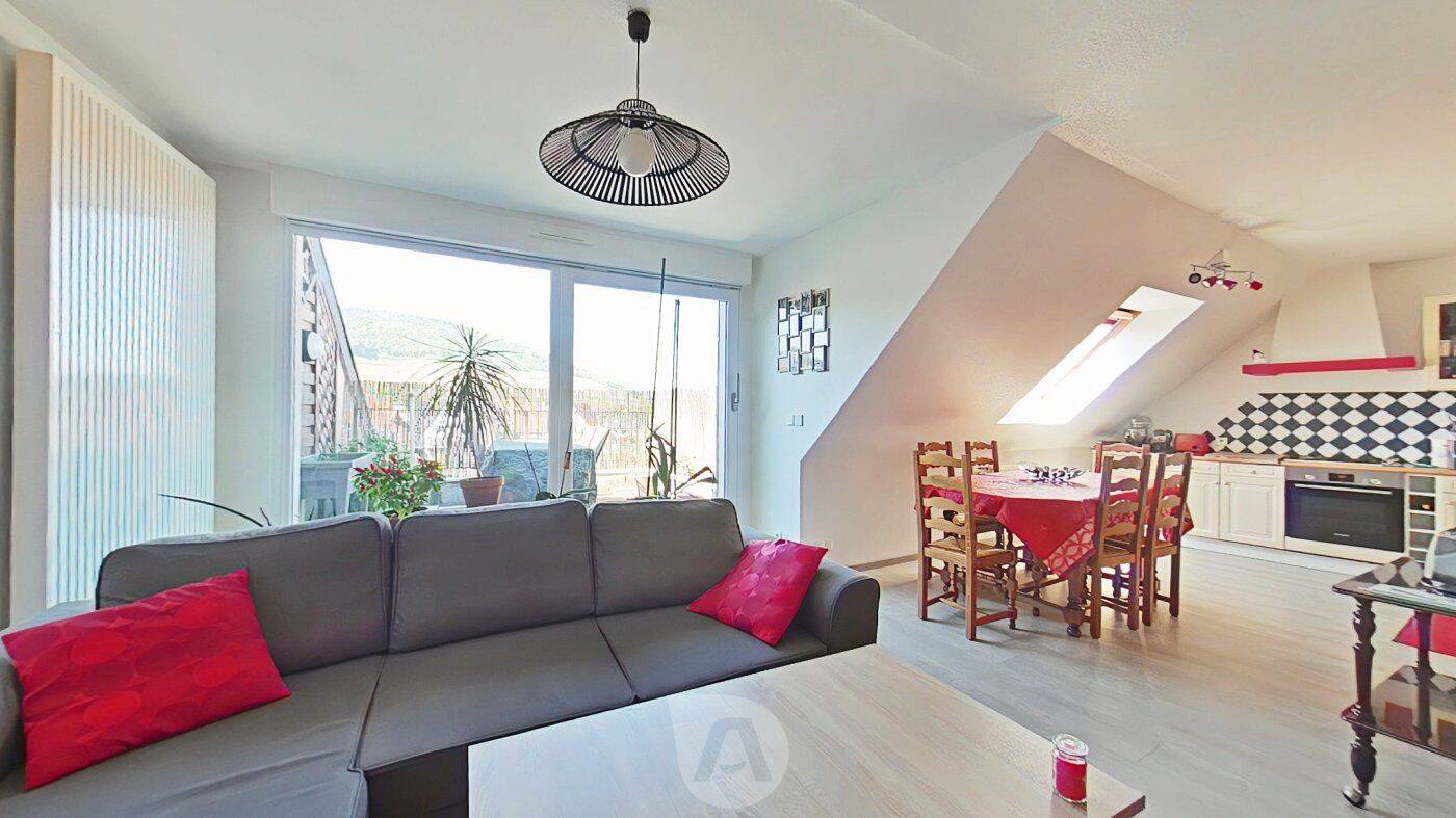 Appartement 3 pièces 69 m² · à Issenheim · 69 m² · 160 000 €