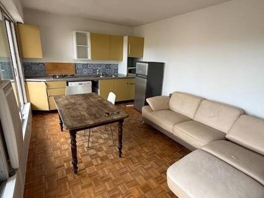 Appartement à louer 895 € 3 pièces 2 chambres 50 m² 7ème étage Flammarion Lyon 4ème arrondissement 69004