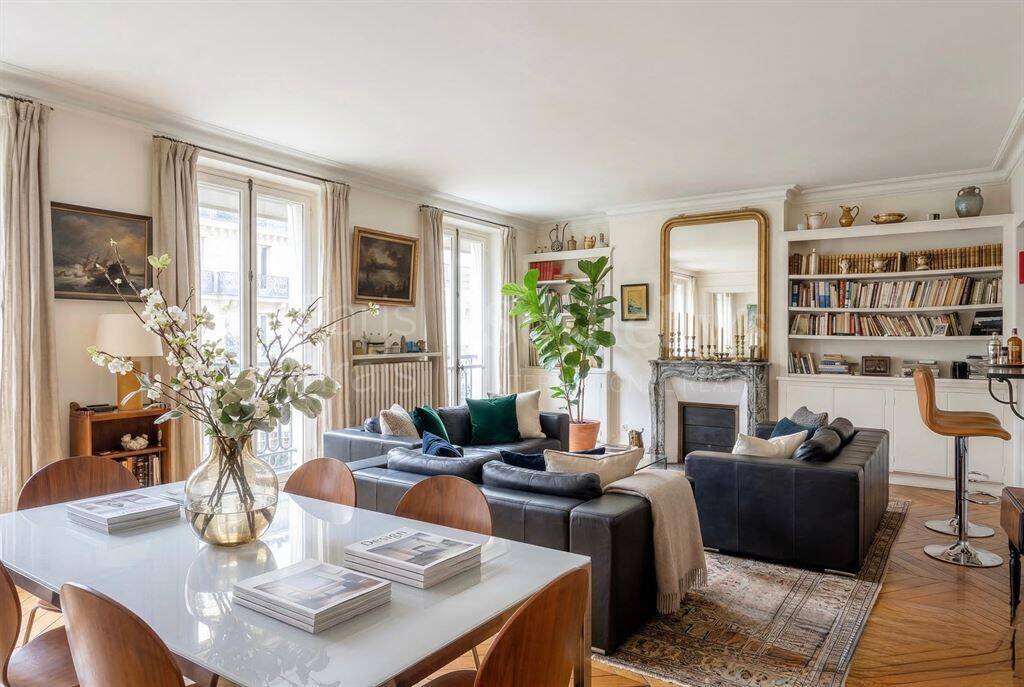 Appartement 4 pièces 111 m² · à Paris 4ème Arrondissement · 111 m² · 1 750 000 €