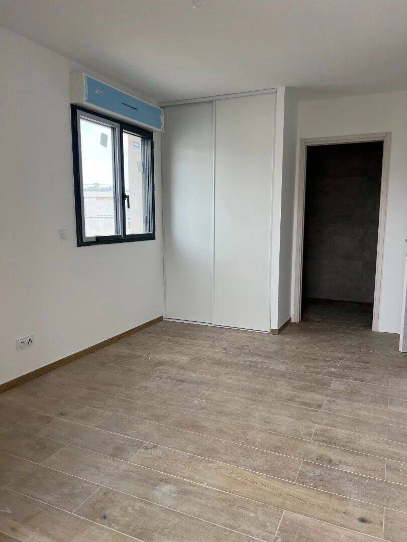 Appartement 3 pièces 73 m² · à Ajaccio · 72,5 m² · 295 000 €