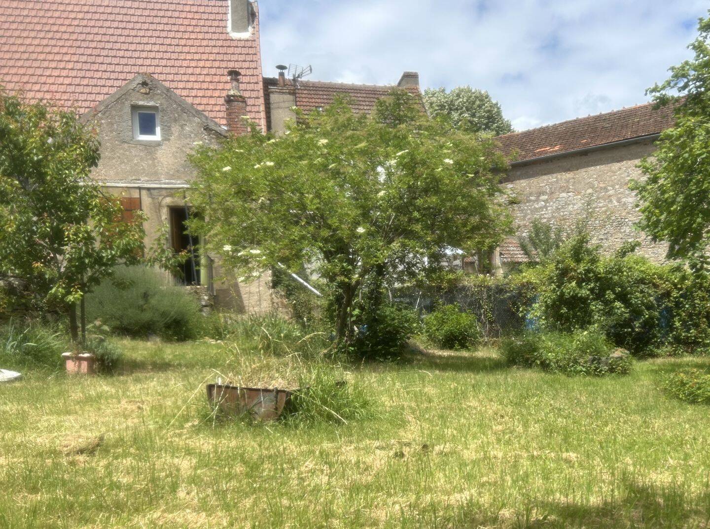 Maison 3 pièces 70 m² · à Saint-Révérien · 69,7 m² · 49 000 €