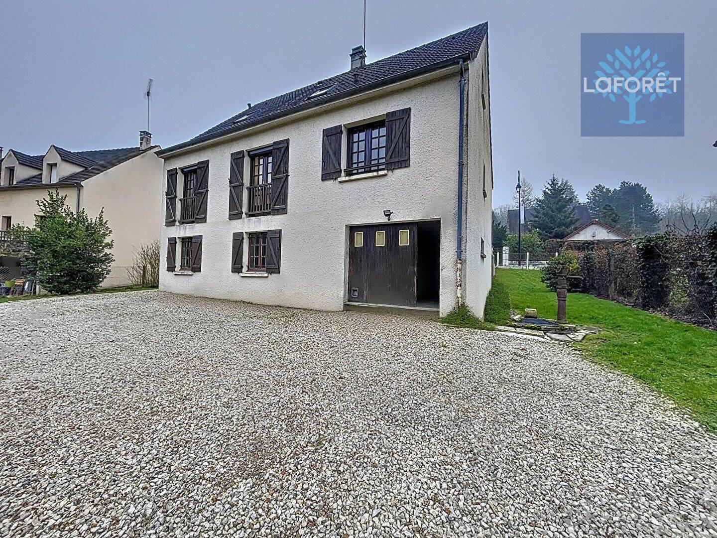 Maison 5 pièces 120 m² · à Poigny-la-Forêt · 120 m² · 1 310 €/mois