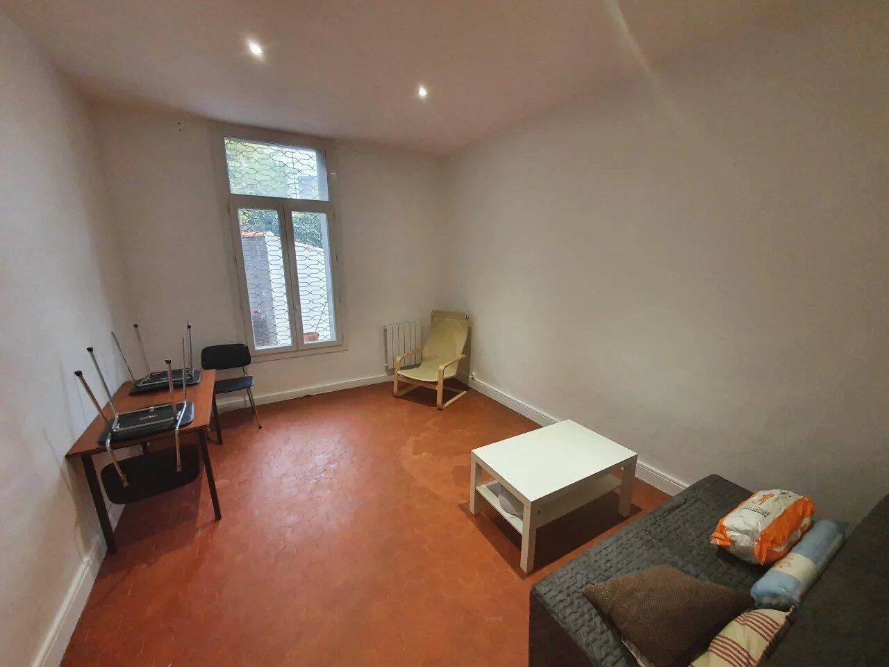 Appartement 1 pièce 28 m² · à Montpellier · 27,6 m² · 597 €