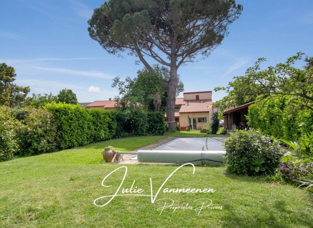 Maison 6 pièces 185 m² · à Roquettes · 185,1 m² · 385 000 €