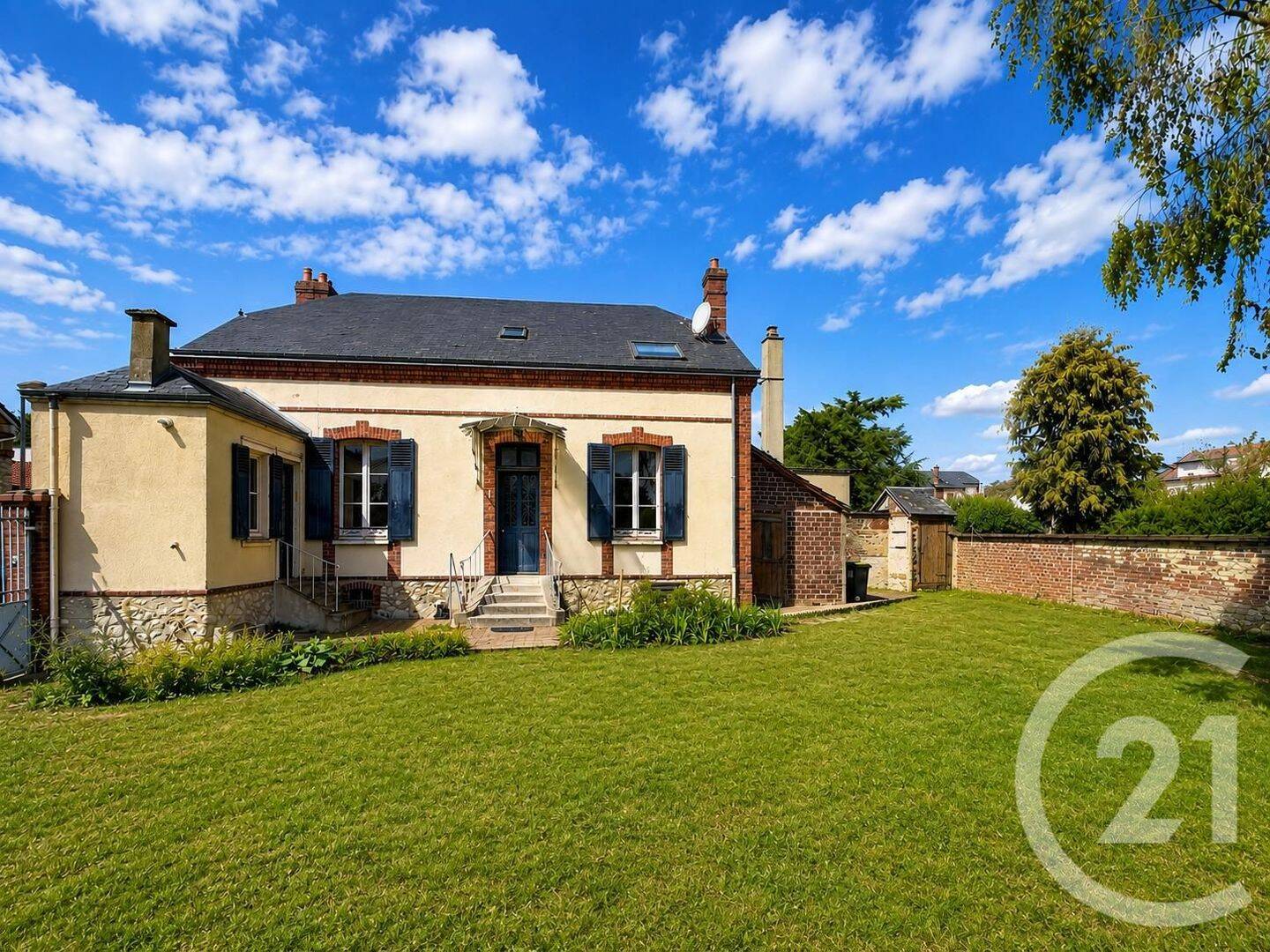 Maison 4 pièces 79 m² · à Chartres · 79 m² · 215 000 €