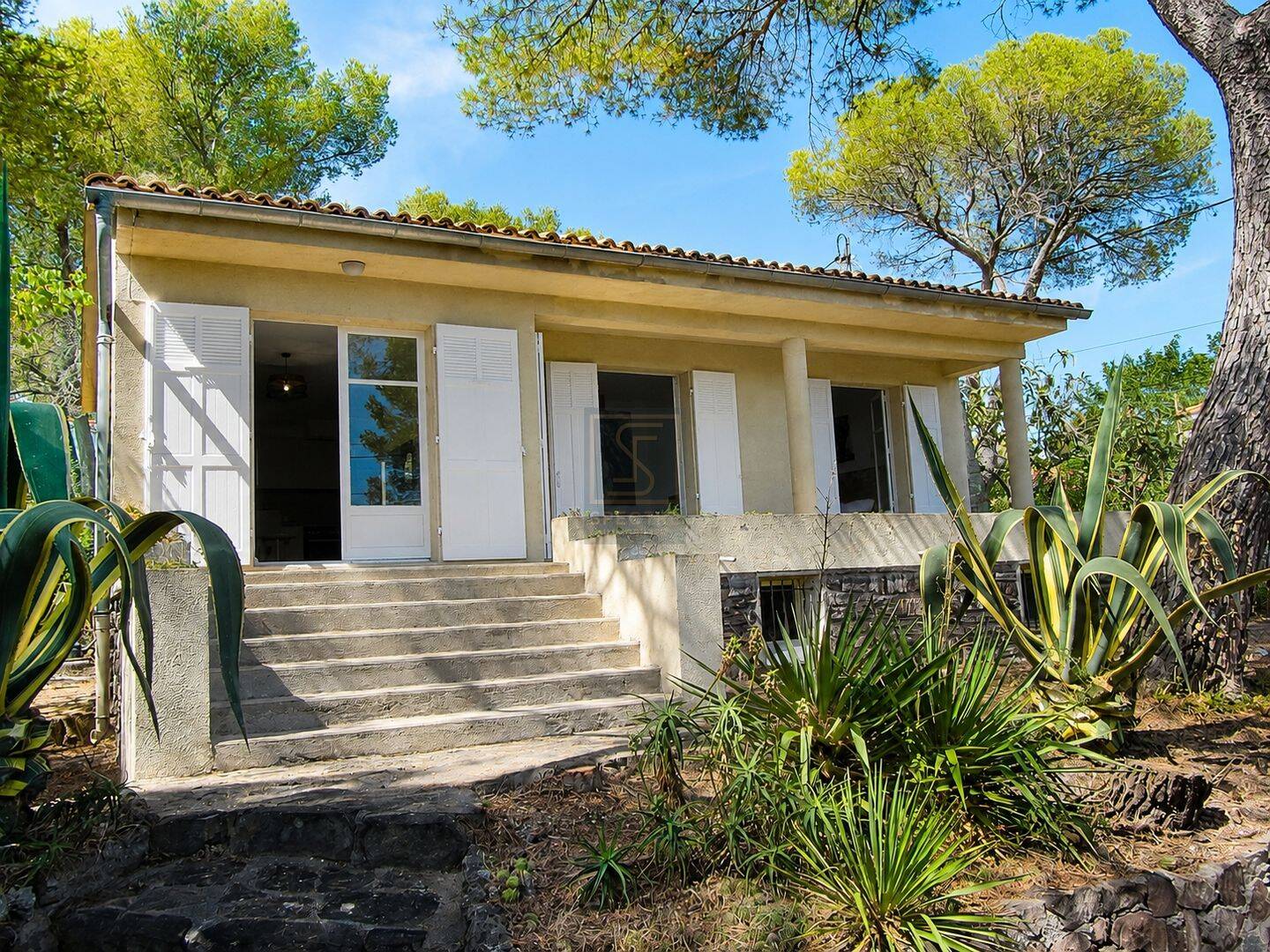 Maison 3 pièces 64 m² · à Saint-Raphaël · 64 m² · 470 000 €