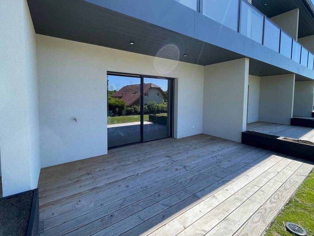 Appartement 1 pièce 89 m² · à Gex · 88,5 m² · 2 350 €