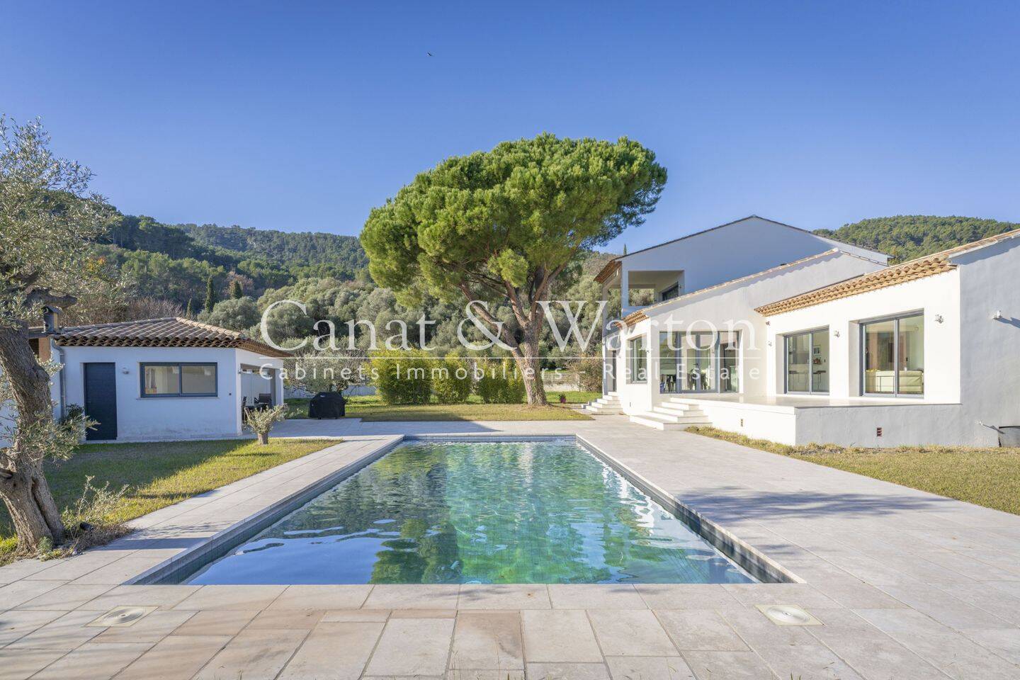 Maison 6 pièces 201 m² · à Solliès-Pont · 201 m² · 1 090 000 €