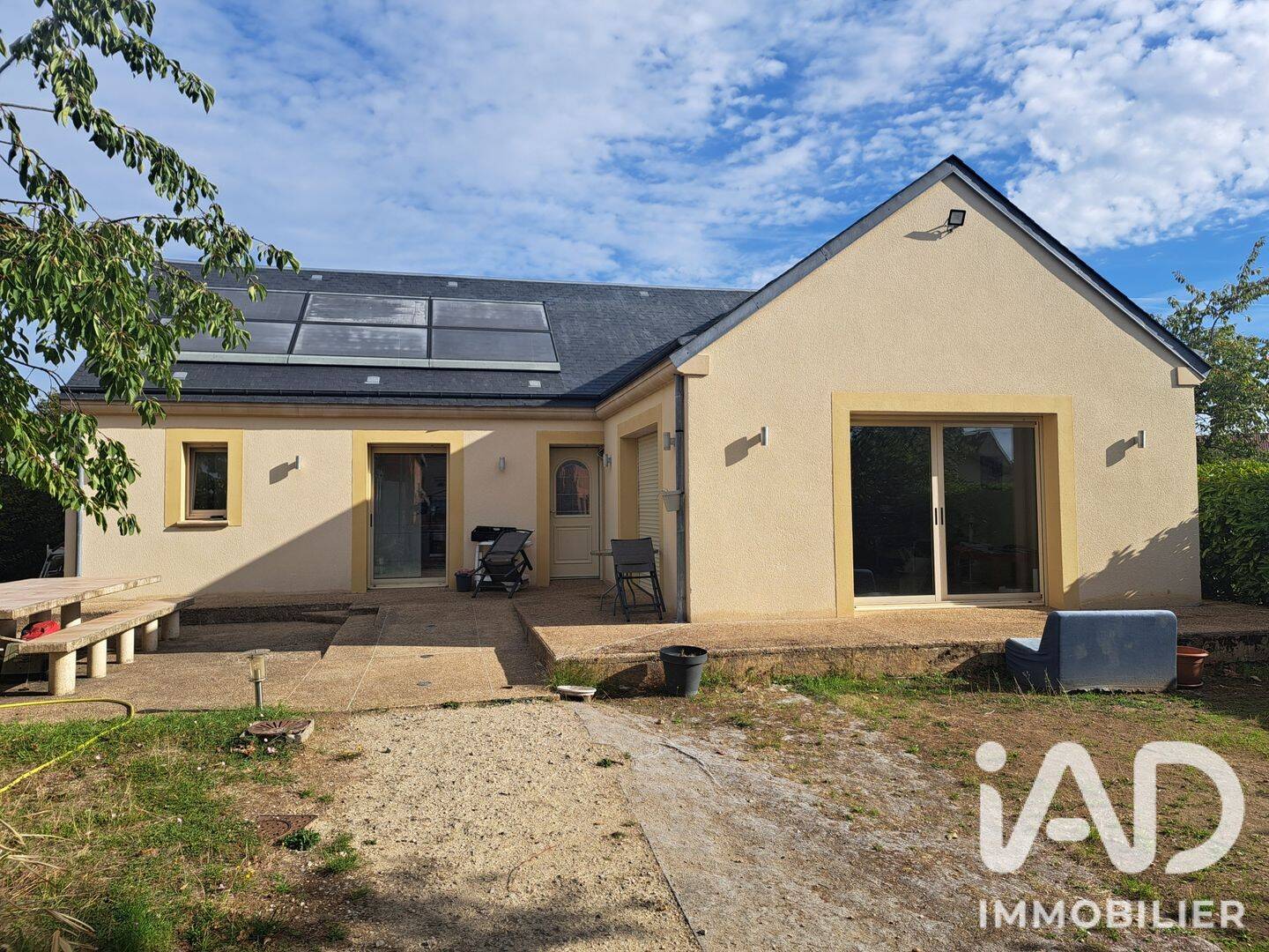 Maison 6 pièces 147 m² · à Brou · 147 m² · 260 000 €