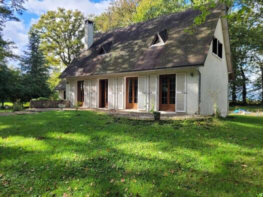 Maison à vendre 160 000 € 6 pièces 4 chambres 140 m² 2 475 m² de terrain Foucherolles 45320