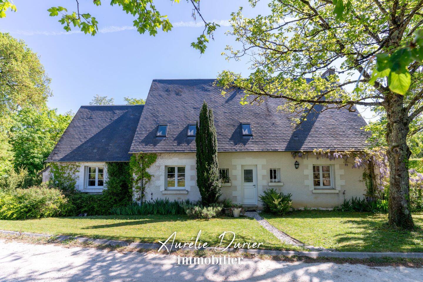 Maison 9 pièces 259 m² · à Rochecorbon · 259,1 m² · 790 000 €