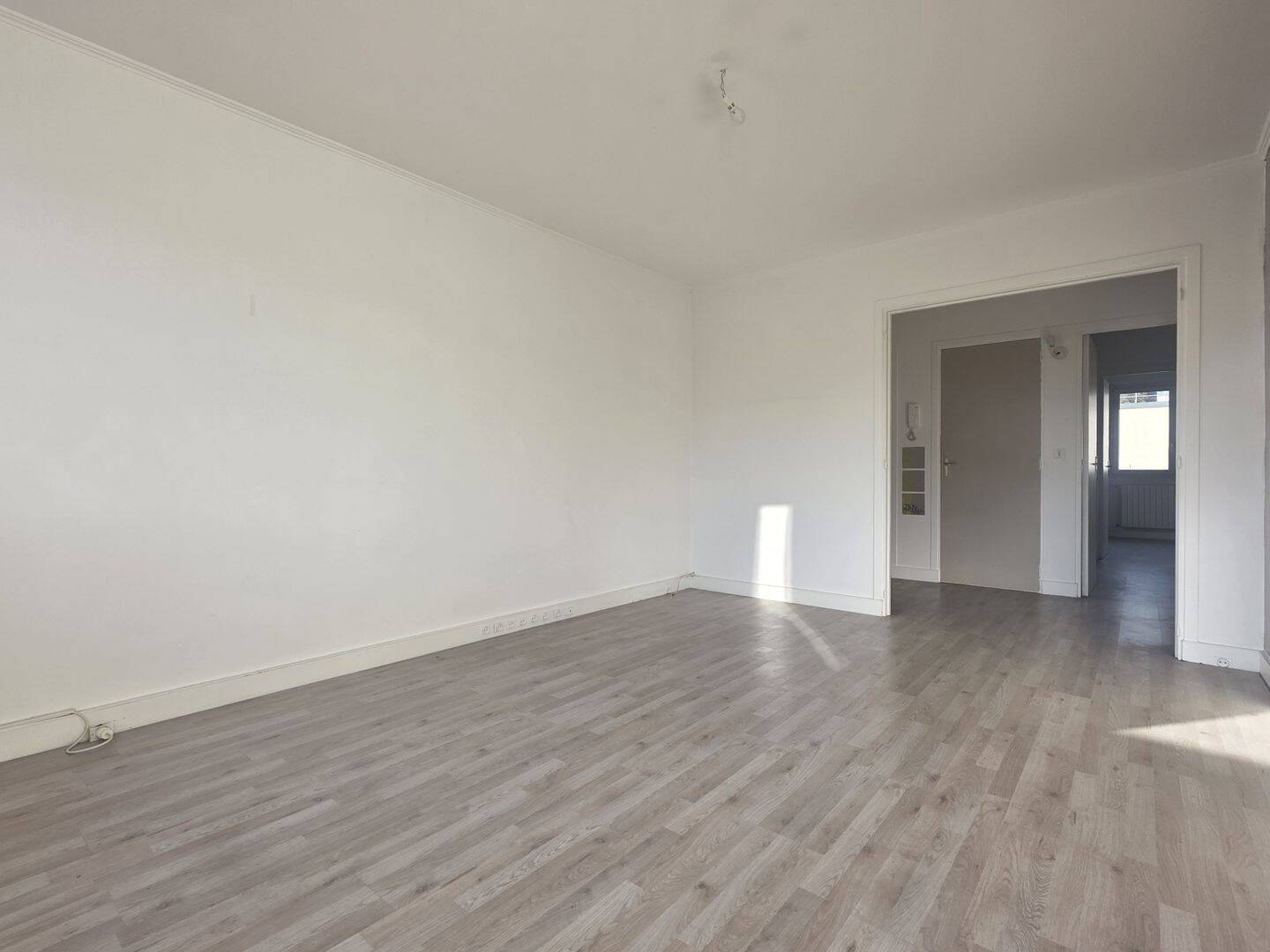 Appartement 3 pièces 59 m² · à Saint-Germain-en-Laye · 58,8 m² · 265 000 €