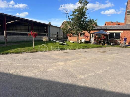 Ferme à vendre 475 000 € 11 pièces 7 chambres 175 m² Bienville 60280