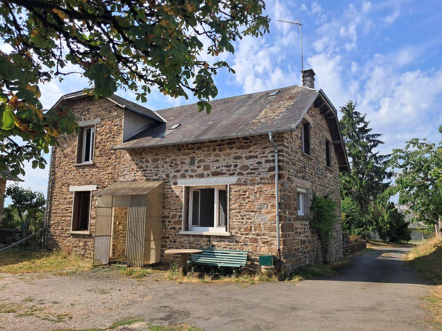 Maison 5 pièces 116 m² · à Les Trois-Saints · 116,4 m² · 850 €/mois