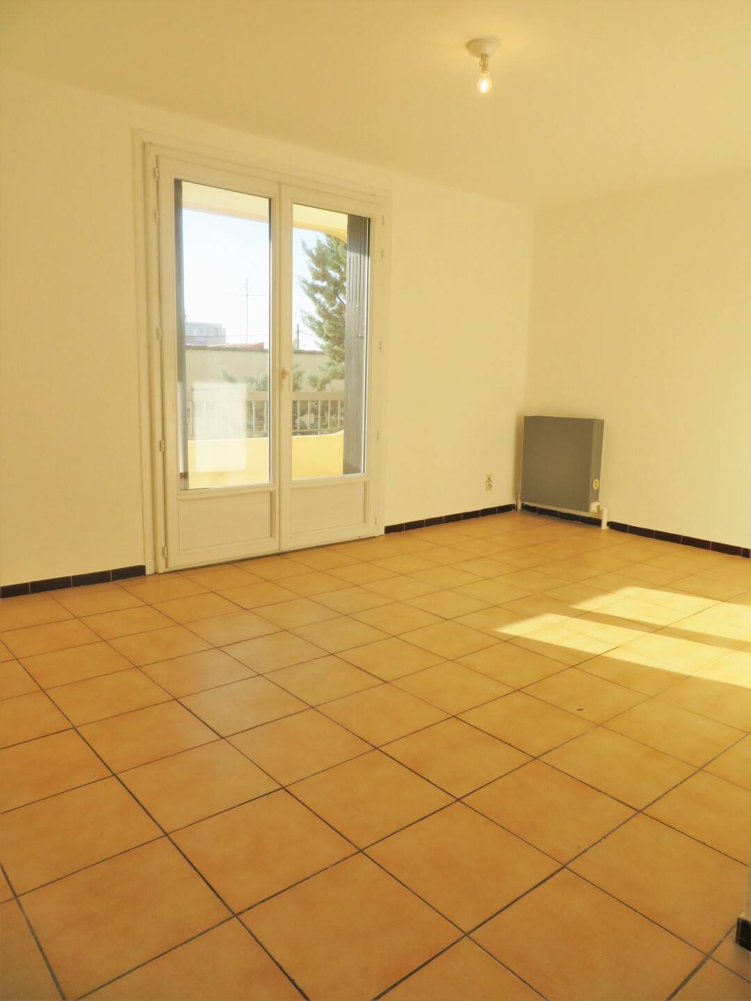 Appartement 2 pièces 41 m² · à Nîmes · 41 m² · 590 €