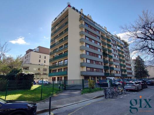 Appartement à vendre 260 000 € 6 pièces 4 chambres 146,8 m² Étage 6/9 Grenoble 38100