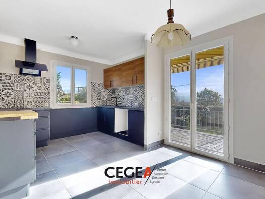 Maison à vendre 405 000 € 6 pièces 4 chambres 130,3 m² Est Saint-Maurice-l'Exil 38550