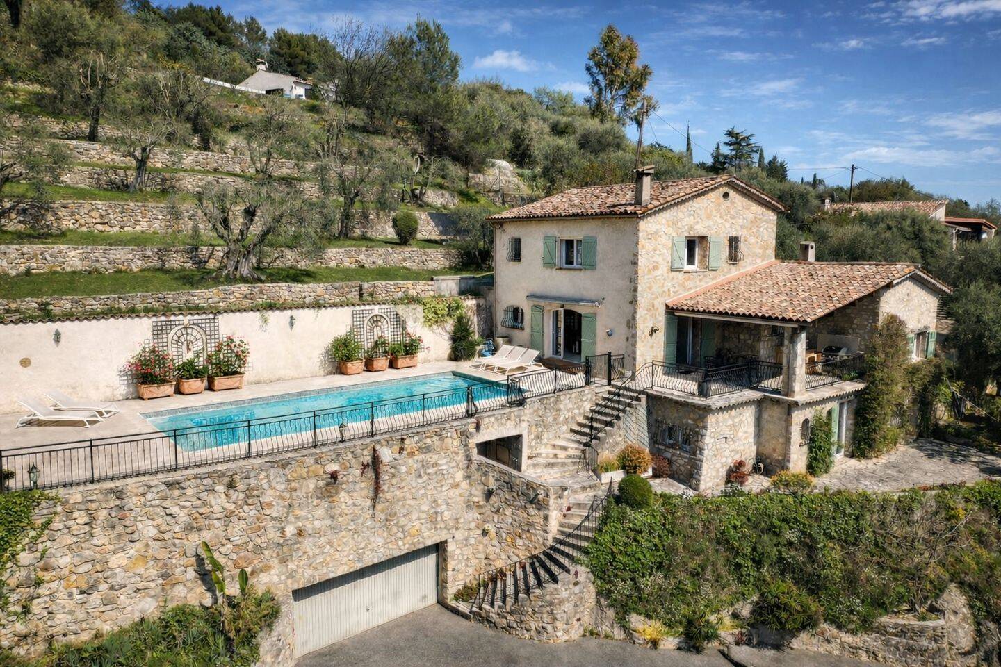 Maison 6 pièces 178 m² · à Tourrettes-sur-Loup · 178,2 m² · 1 190 000 €