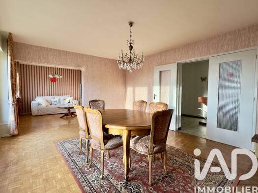 Maison à vendre 285 000 € 7 pièces 4 chambres 150 m² 1 260 m² de terrain Pouilly 57420