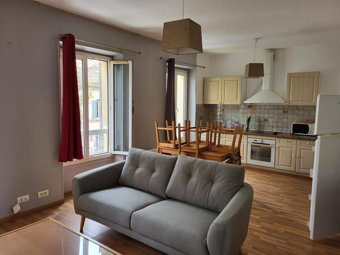 Appartement 3 pièces 61 m² · à Salon-de-Provence · 61,5 m² · 808 €/mois
