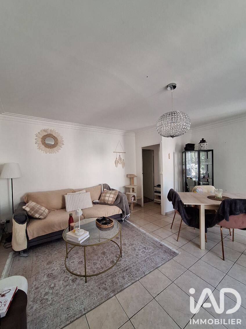 Appartement 2 pièces 55 m² · à Saint-Étienne-les-Orgues · 55 m² · 109 000 €