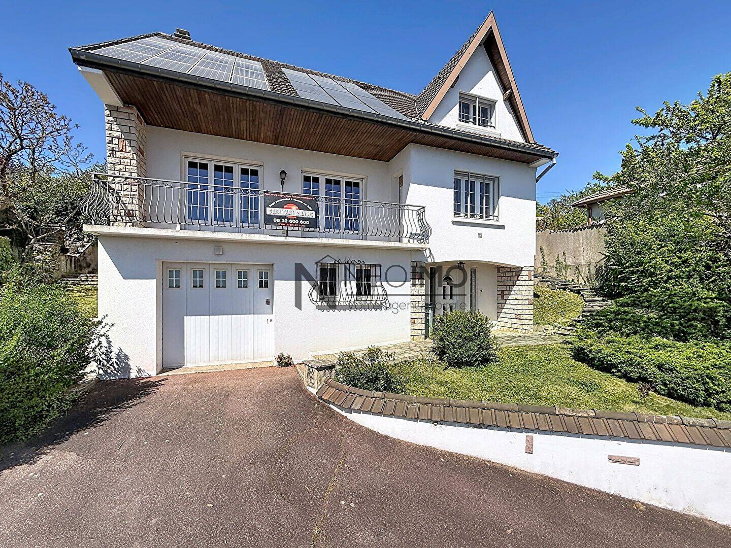 Maison 6 pièces 211 m² · à Neufchâteau · 211,4 m² · 179 000 €