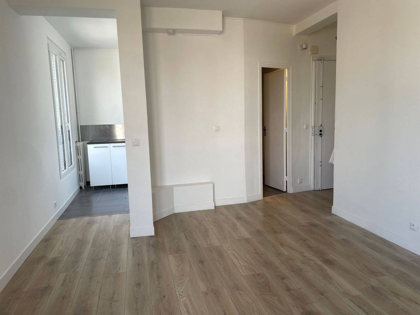 Appartement 1 pièce 28 m² · à Asnières-sur-Seine · 28 m² · 860 €/mois