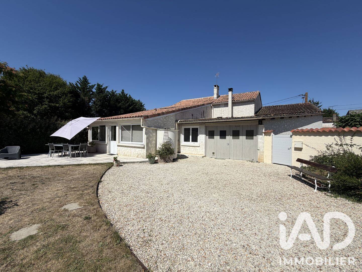 Maison 9 pièces 200 m² · à Saint-Simon · 200 m² · 289 000 €