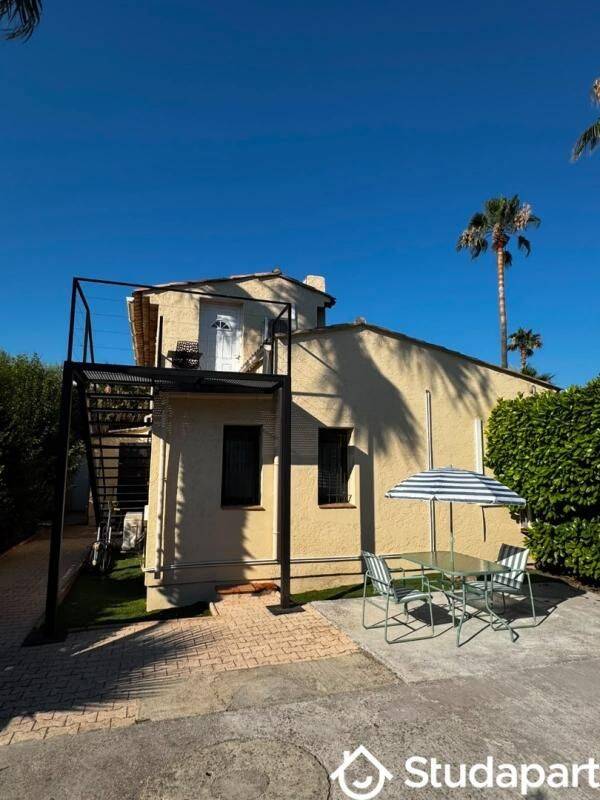 Appartement 1 pièce 20 m² · à Villeneuve-Loubet · 20 m² · 850 €/mois