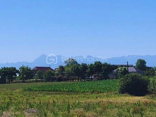 Terrain constructible à vendre 53 000 € 2 642 m² de terrain Lombia 64160