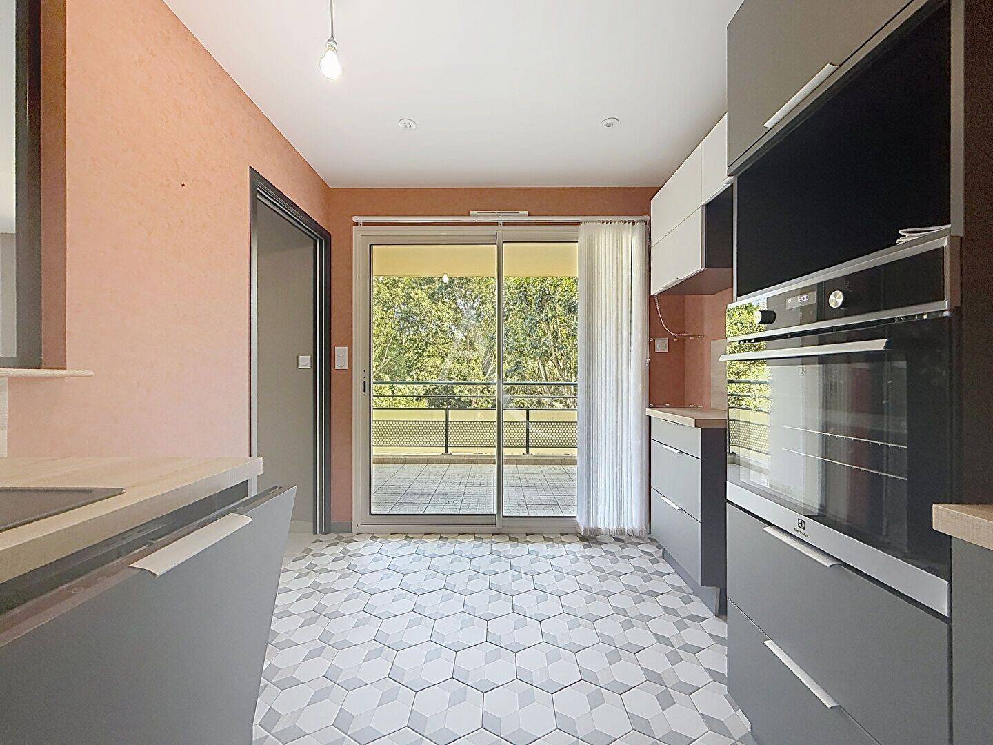 Appartement 3 pièces 83 m² · à Chalonnes-sur-Loire · 83,4 m² · 1 010 €