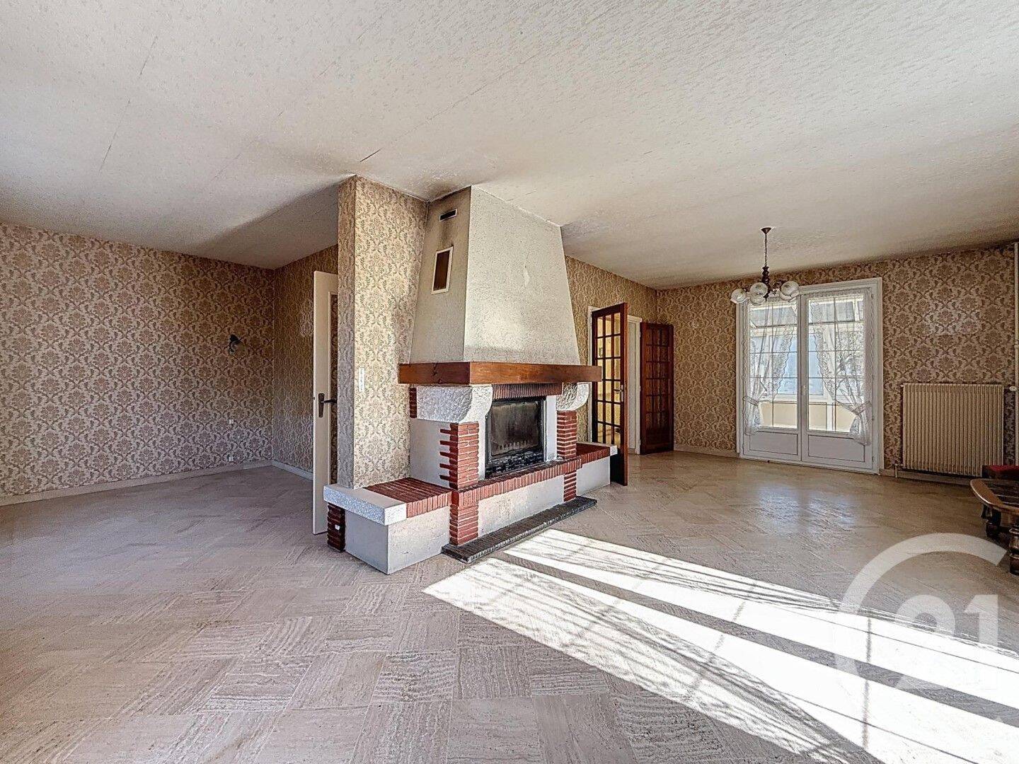 Maison 6 pièces 149 m² · à Chartres · 149 m² · 282 900 €