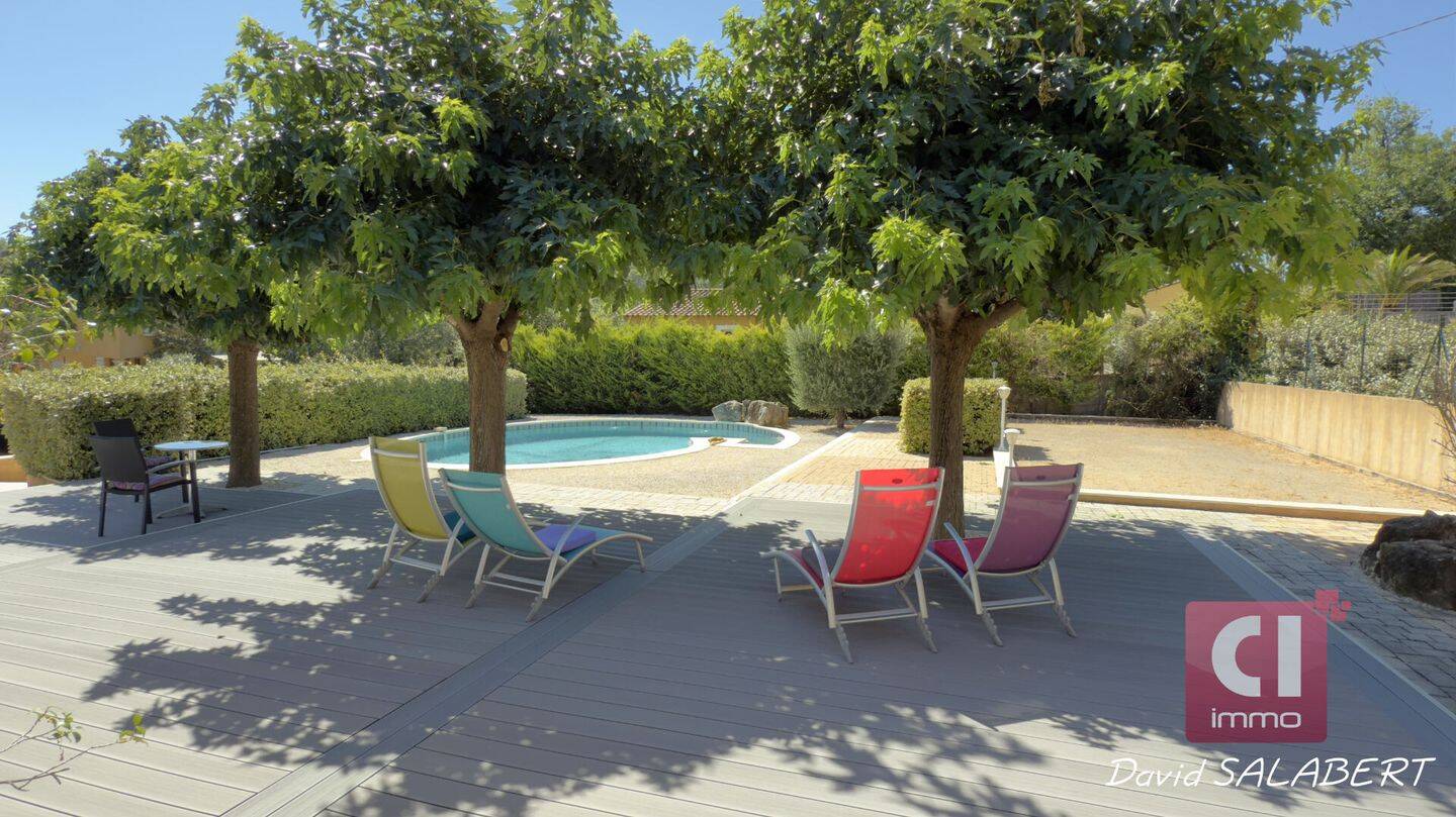 Maison 7 pièces 204 m² · à Forcalqueiret · 204 m² · 599 000 €