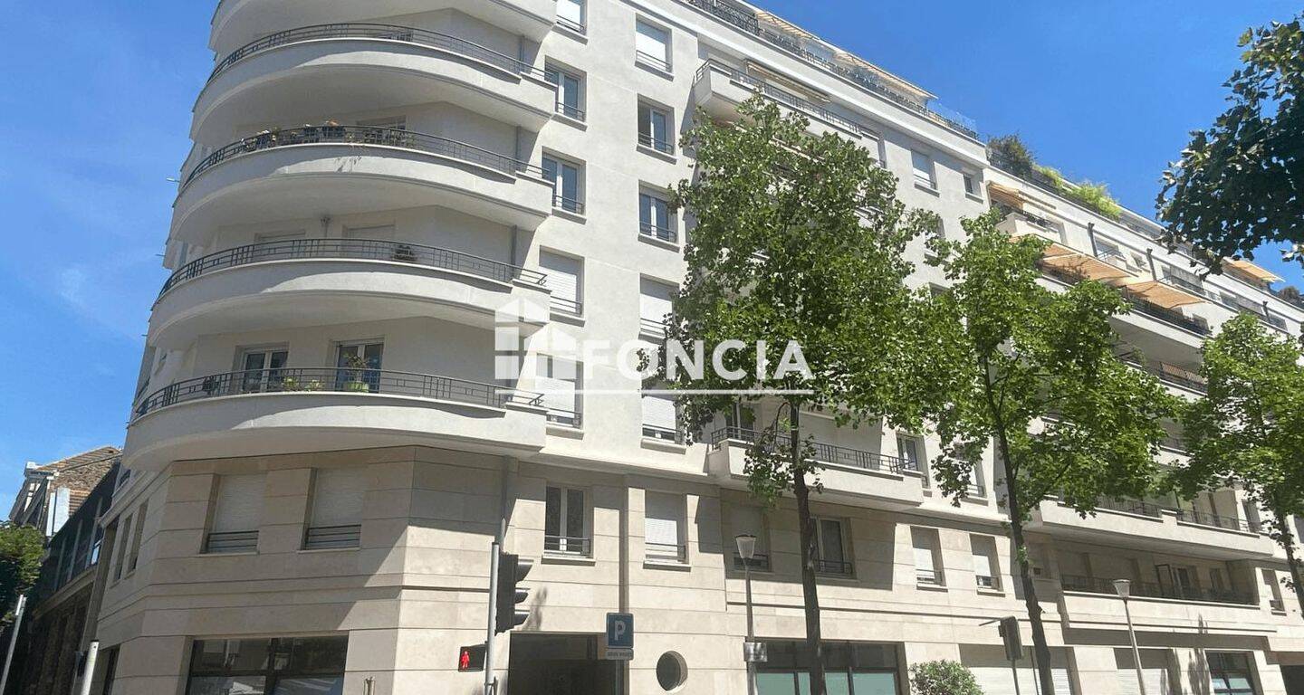 Appartement 3 pièces 57 m² · à Issy-les-Moulineaux · 56,9 m² · 1 695 €