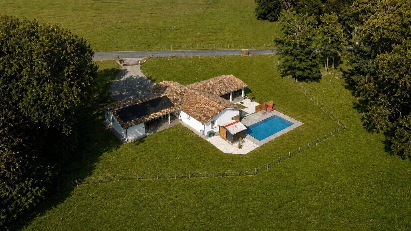 Maison 7 pièces 200 m² · à Saint-Vincent-de-Paul · 200 m² · 550 000 €