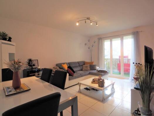 Appartement à louer 730 € 2 pièces 1 chambre 46 m² Étage 1/3 Villars-les-Dombes 01330