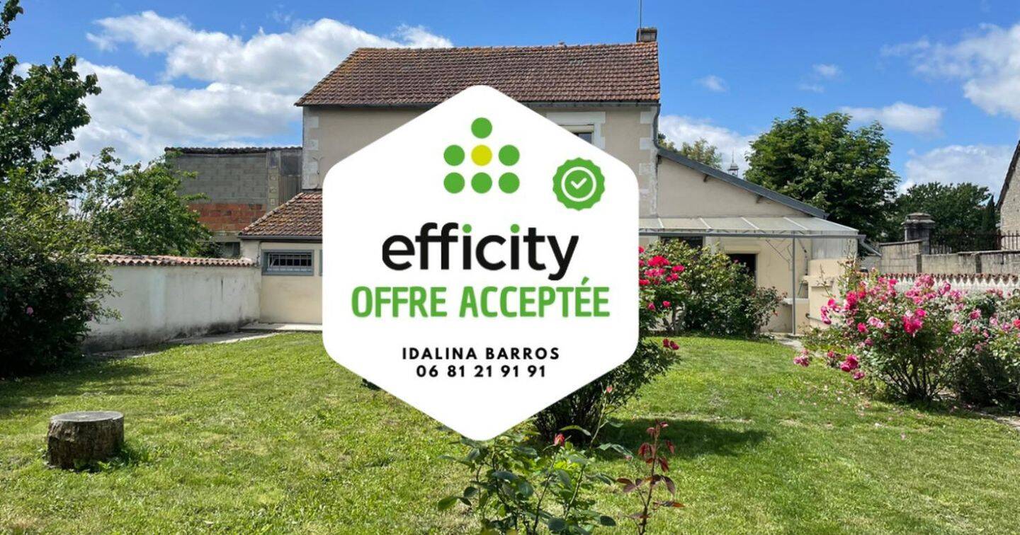 Maison 4 pièces 104 m² · à Aigre · 104 m² · 99 000 €