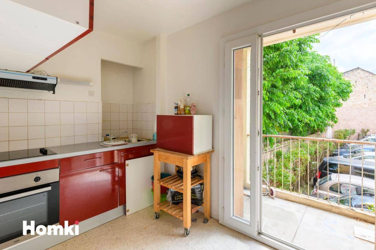 Appartement 3 pièces 67 m² · à Nîmes · 67 m² · 90 000 €