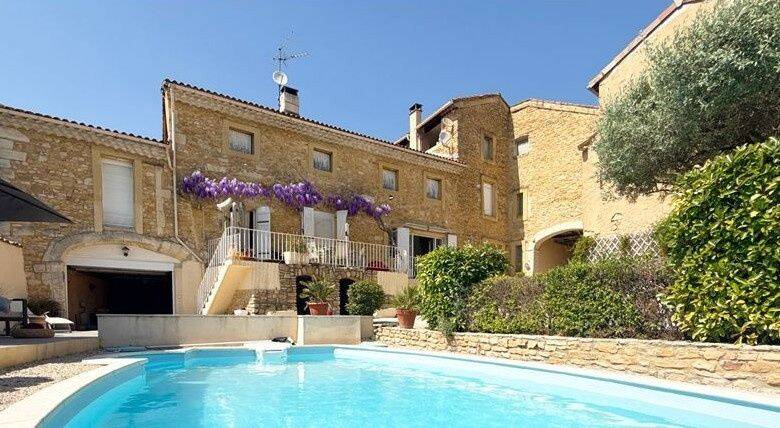 Maison 7 pièces 200 m² · à Mornas · 200 m² · 399 000 €