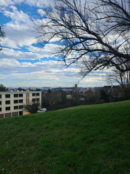Appartement 3 pièces 60 m² · à Champagne-au-Mont-d'Or · 60 m² · 987 €