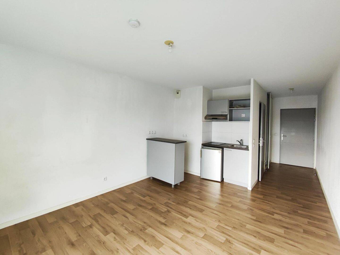 Appartement 1 pièce 27 m² · à Lormont · 27 m² · 469 €/mois