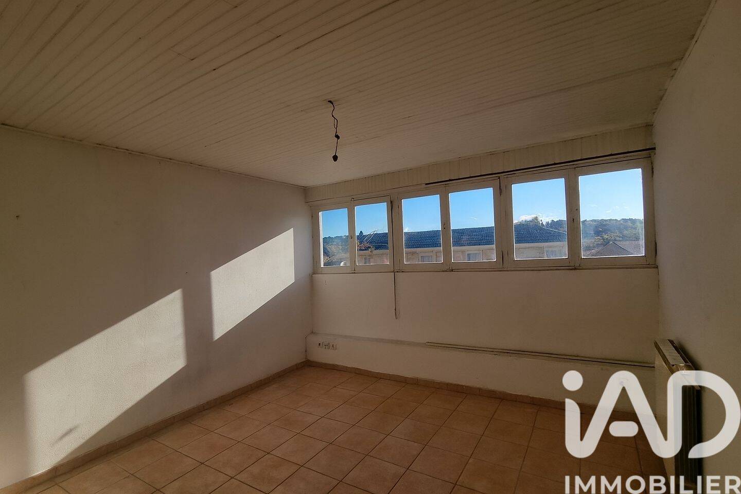 Appartement 3 pièces 61 m² · à Châteaurenard · 61 m² · 95 000 €