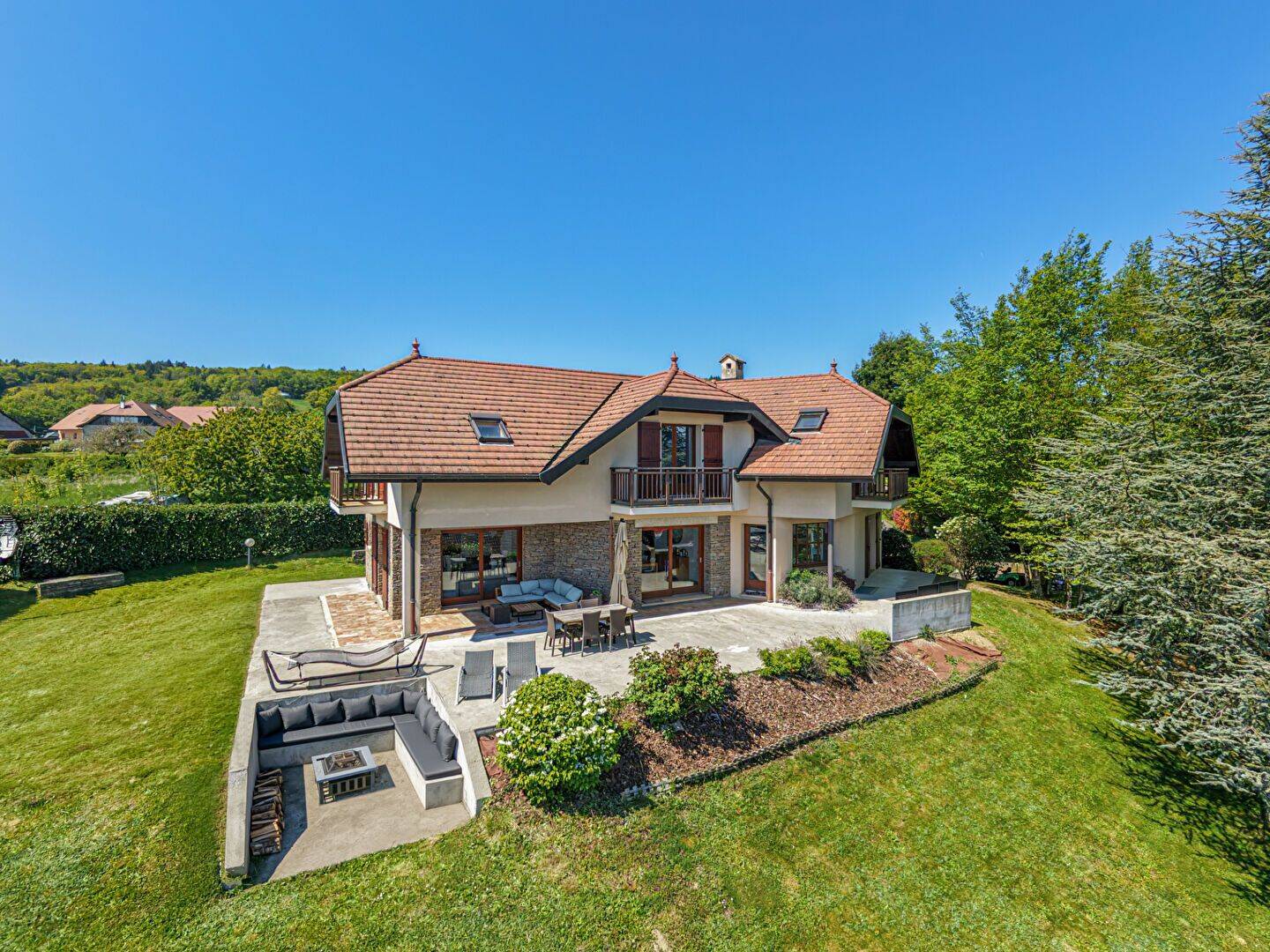 Maison 6 pièces 294 m² · à Annecy · 294 m² · 1 500 000 €