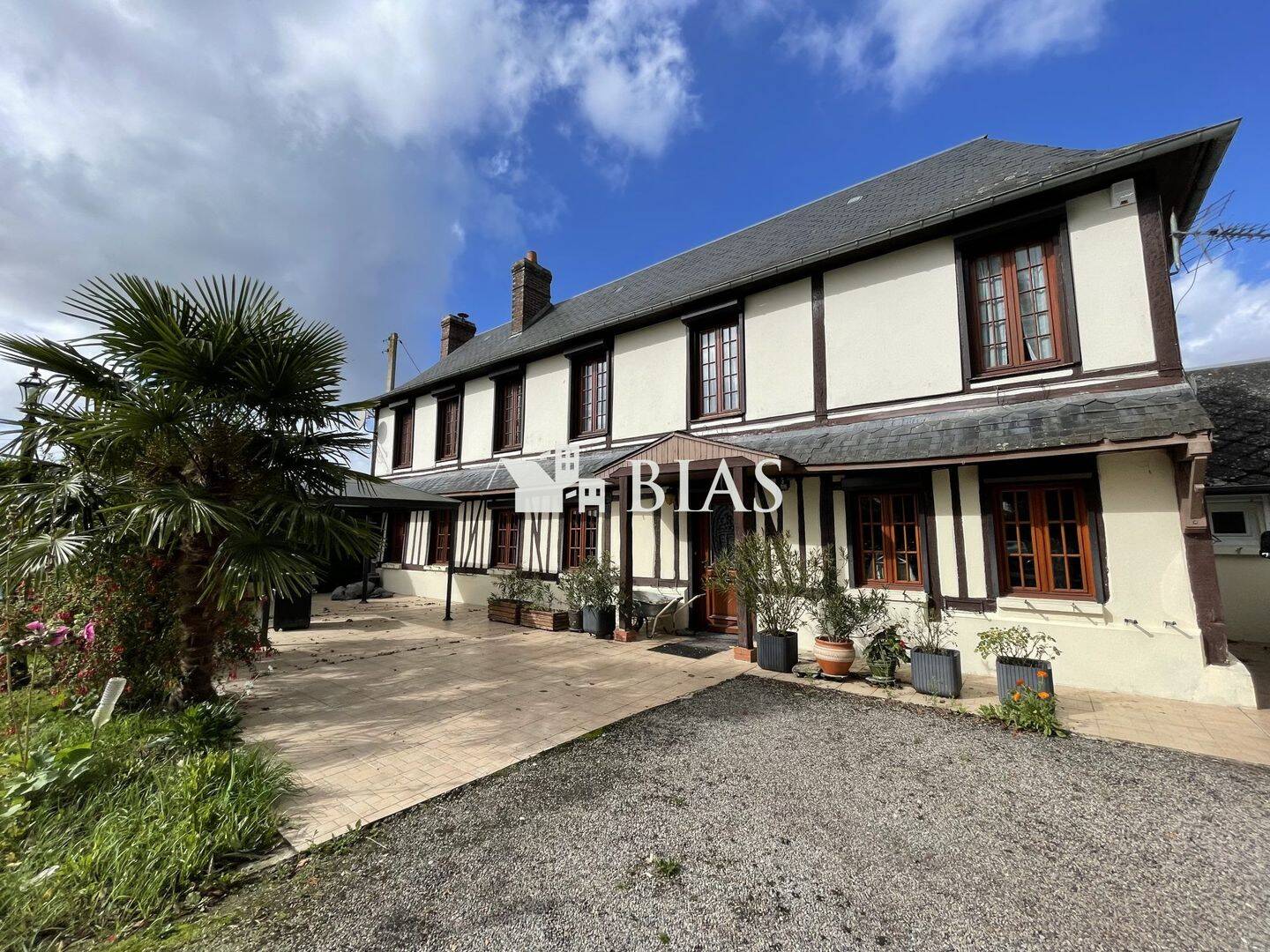 Maison 6 pièces 160 m² · à Le Bosc du Theil · 160 m² · 315 000 €